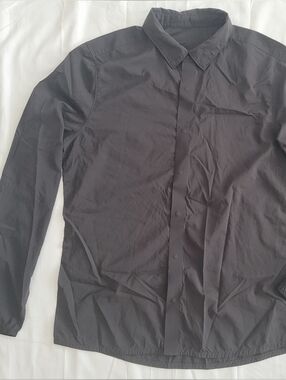 Lululemon Men's Black Button-Up Shirt